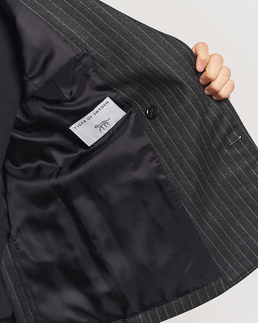 Herren | Sakkos | Tiger of Sweden | Jeen Pinstriped Double Breasted Blazer Charcoal