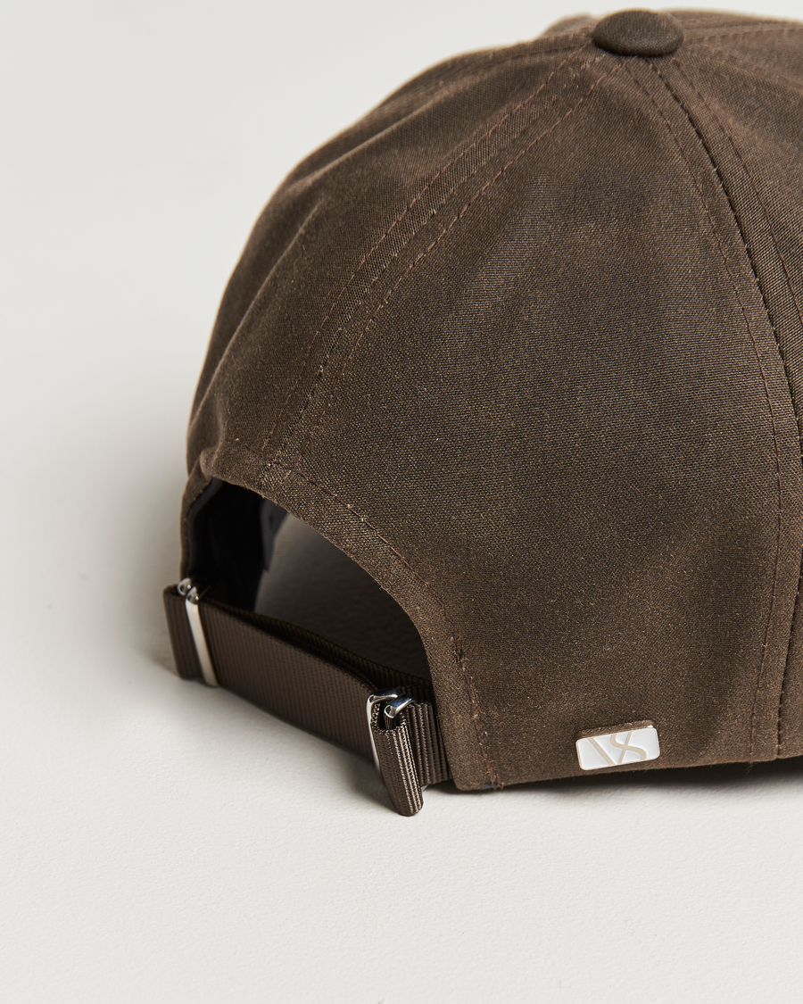 Herren | Varsity Headwear Oilskin Baseball Cap Chestnut Brown | Varsity Headwear | Oilskin Baseball Cap Chestnut Brown