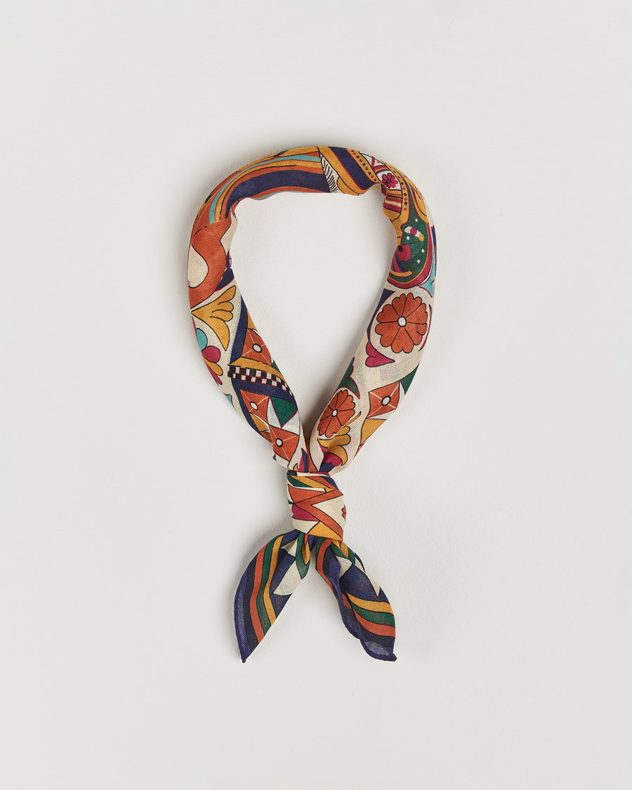 Herren | Drake's Maharaja Print Wool/Silk Bandana Navy/Yellow | Drake's | Maharaja Print Wool/Silk Bandana Navy/Yellow
