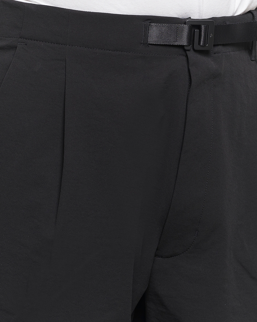 Herren | Hosen | Goldwin | One Tuck Tapered Stretch Pants Black