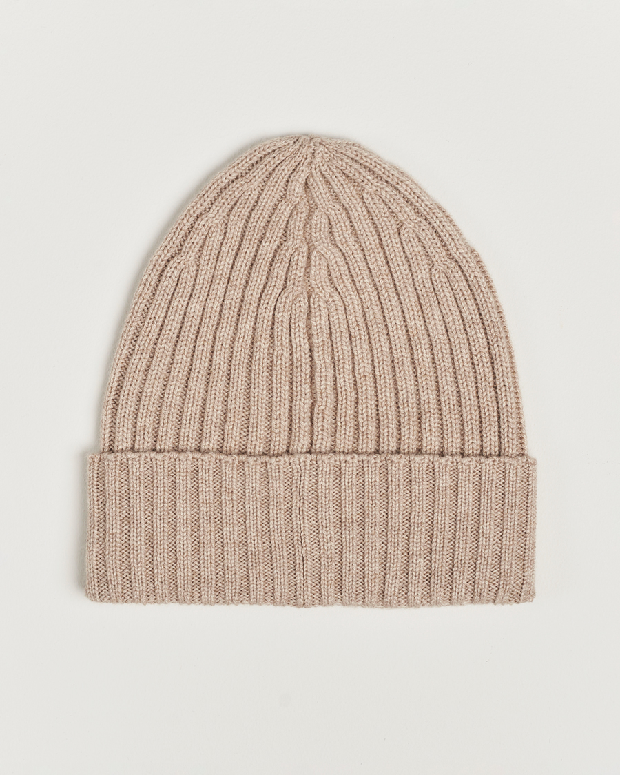 Herren | Piacenza Cashmere Ribbed Cashmere Beanie Light Beige | Piacenza Cashmere | Ribbed Cashmere Beanie Light Beige