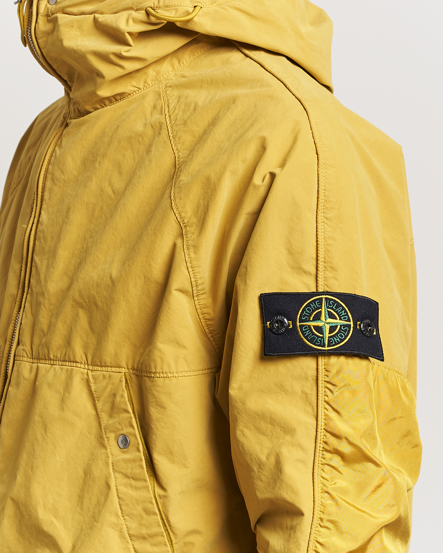 Herren | Jacken | Stone Island | Hooded Lightweight Tela Jacket Mustard