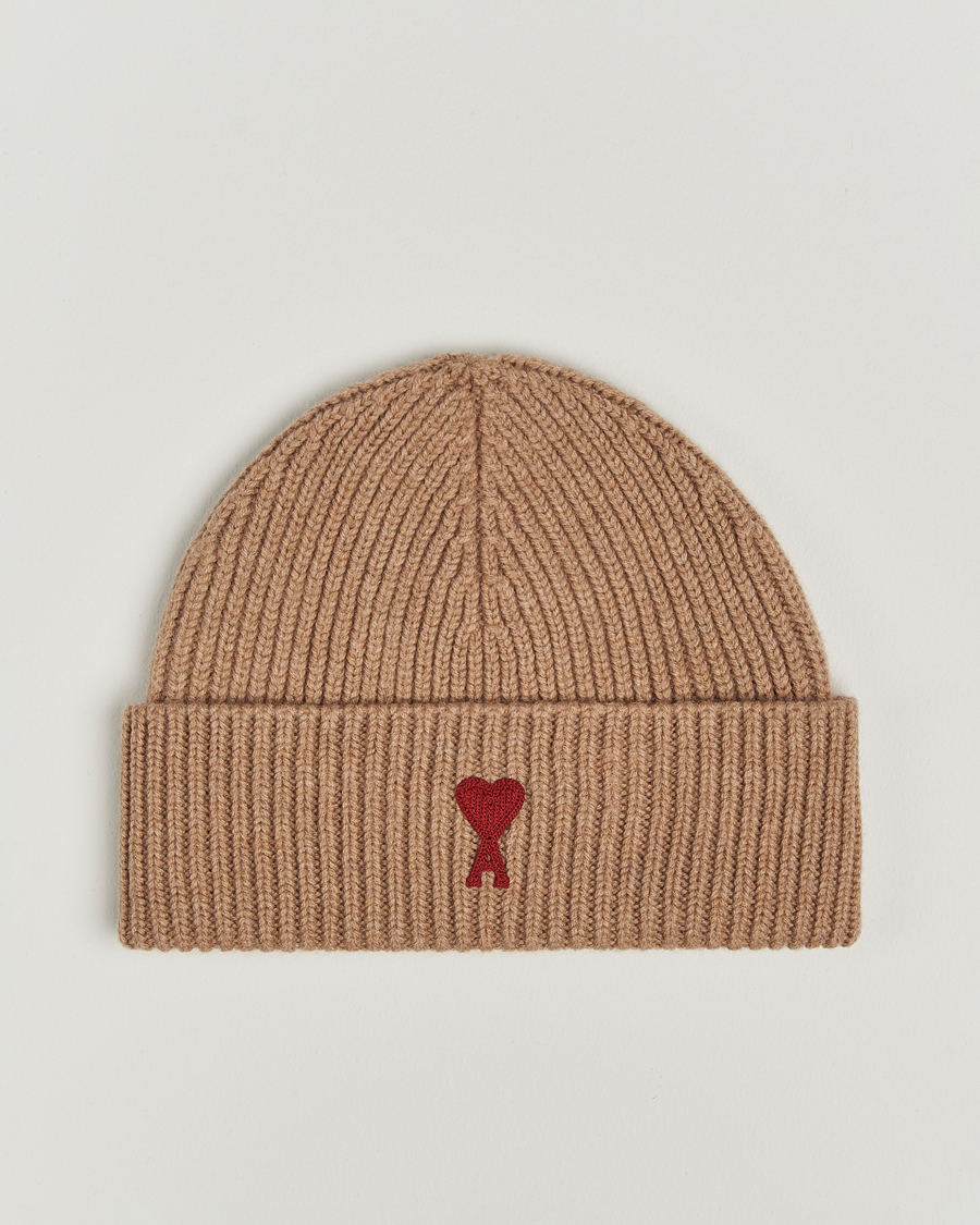 Herren | AMI Heart Logo Beanie Camel | AMI | Heart Logo Beanie Camel