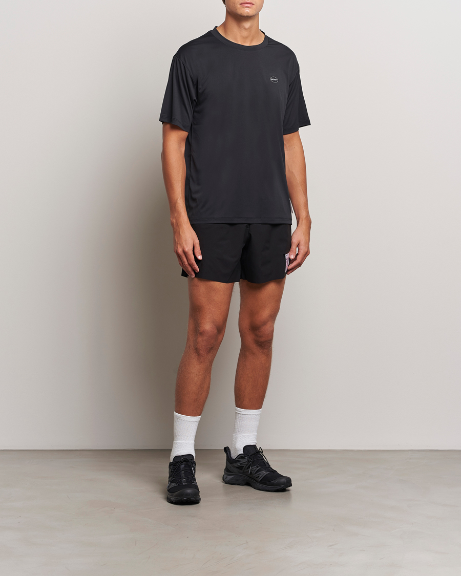 Herren | T-Shirts | Satisfy | AuraLite T-Shirt Black