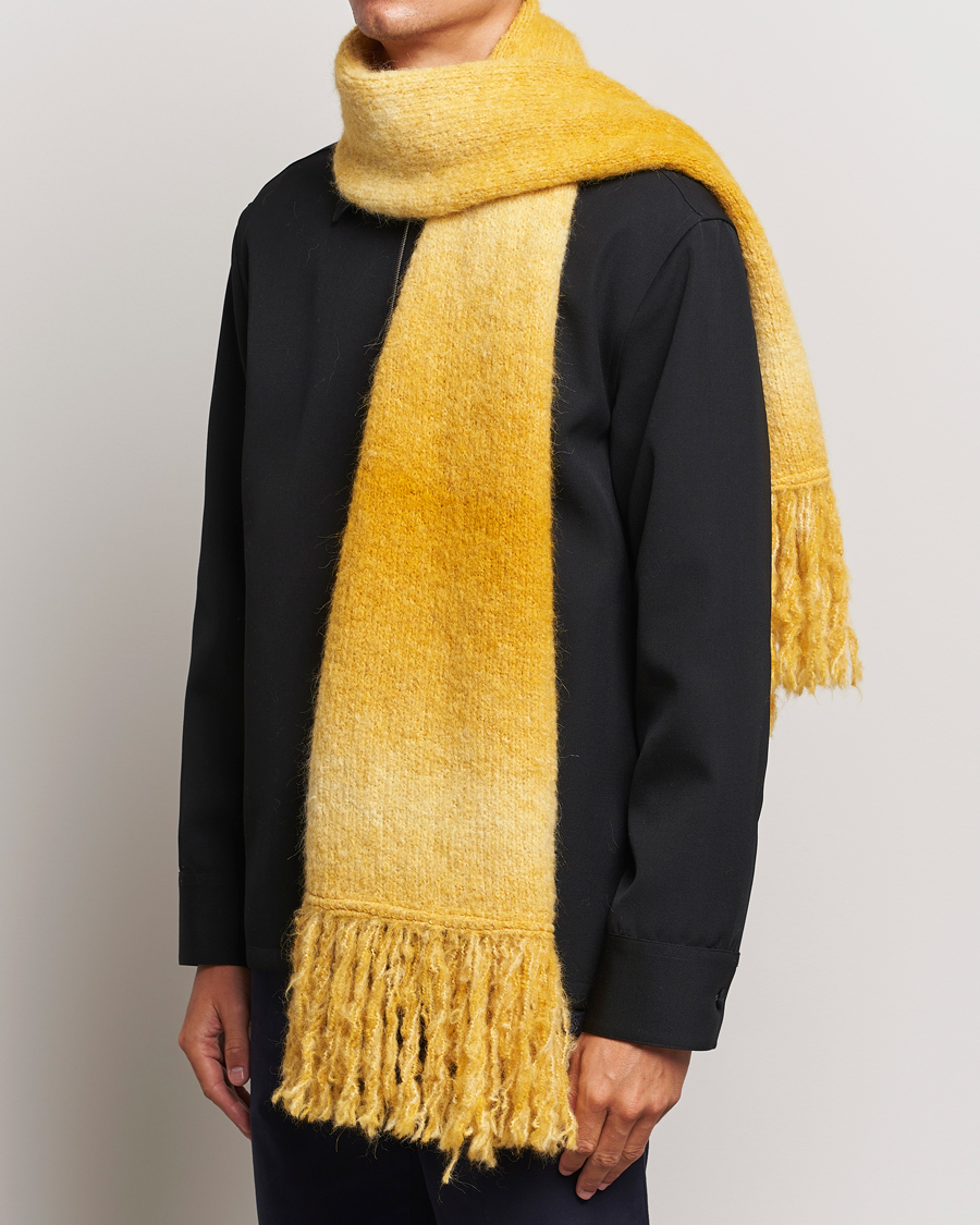 Herren | Sunflower Ombre Wool Scarf Yellow | Sunflower | Ombre Wool Scarf Yellow