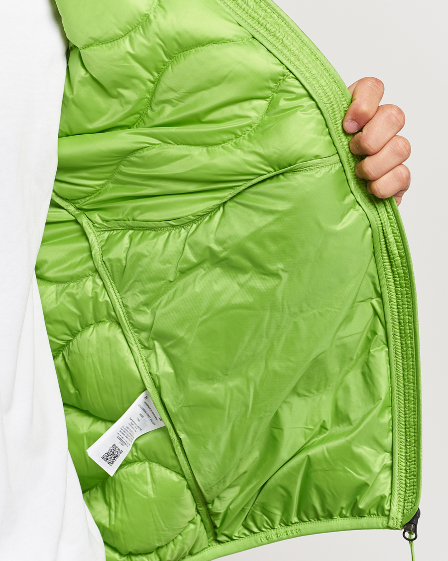 Herren | Jacken | Peak Performance | Helium Down Hooded Jacket Stand Out Green