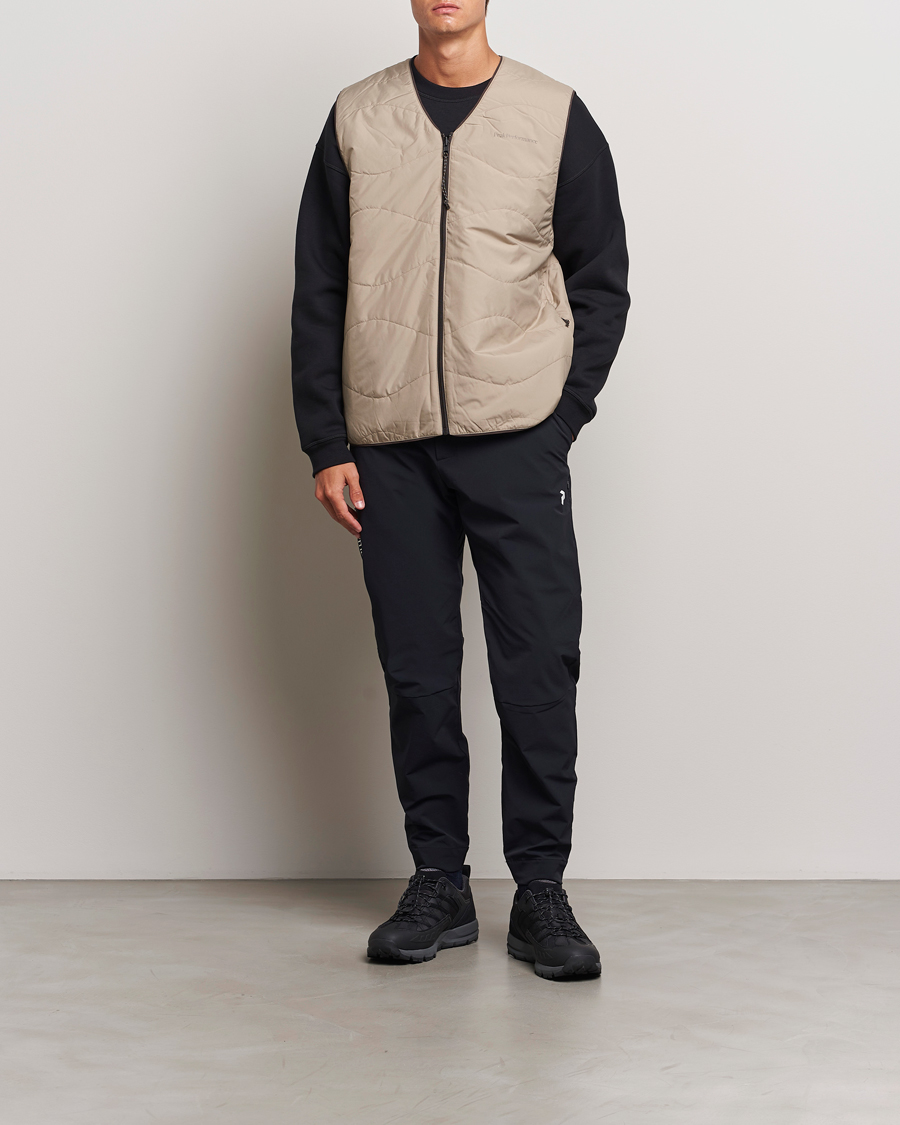 Herren | Jacken | Peak Performance | Insulated Reversable Vest Avid Beige