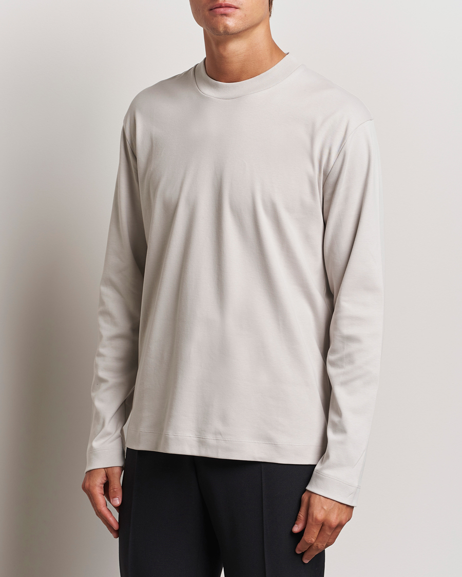 Herren | T-Shirts | Sunspel | Heavyweight Mock Neck Long Sleeve T-Shirt Putty
