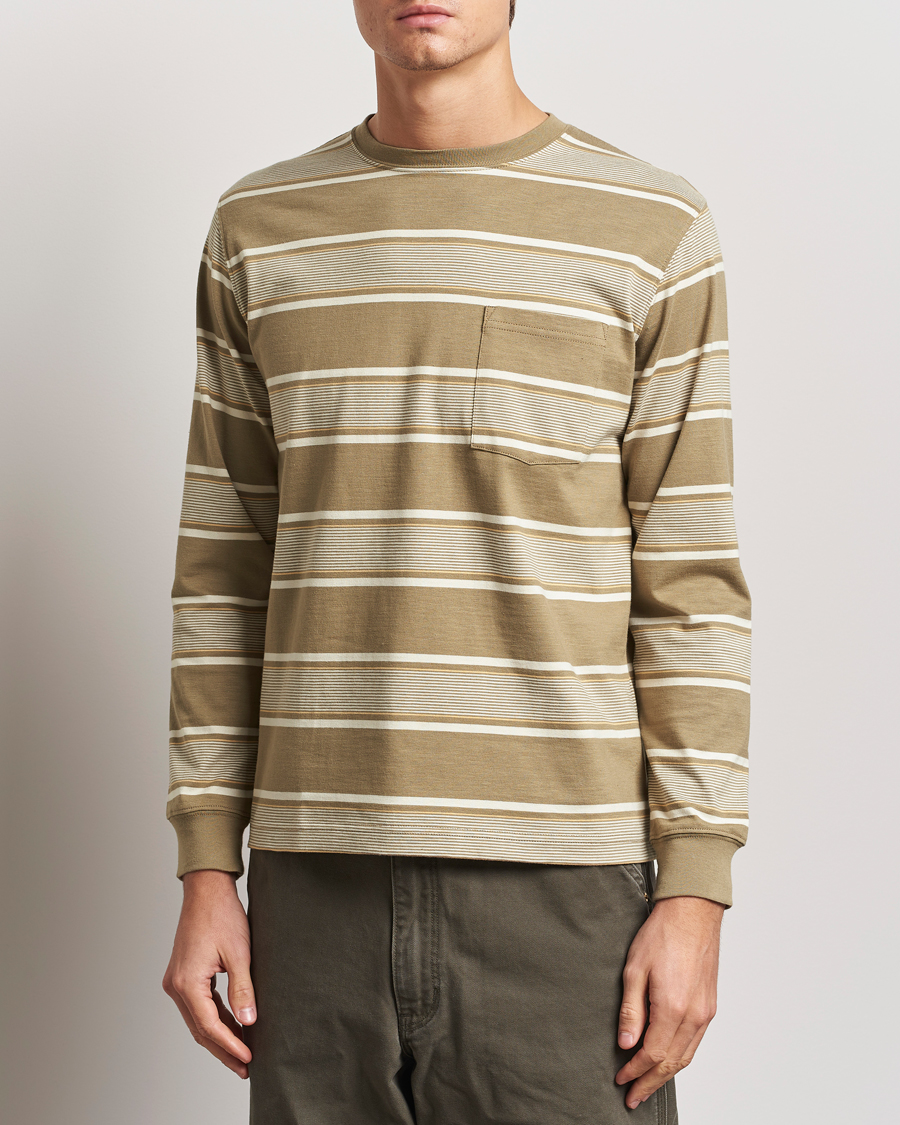Herren | T-Shirts | BEAMS PLUS | Wide Stripe Pocket T-Shirt Olive