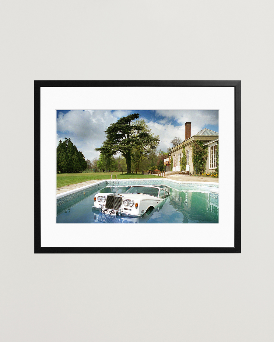 Herren | Bilder | Sonic Editions | Framed Rolls in the Pool