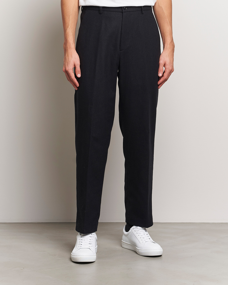 Herren | Hosen | A Day's March | Gairloch Relaxed Wool Trousers Black