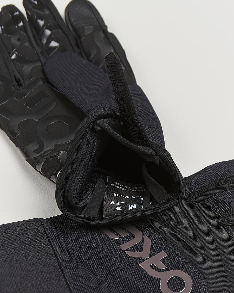 Herren | Oakley Factory Pilot Core Glove Blackout | Oakley | Factory Pilot Core Glove Blackout