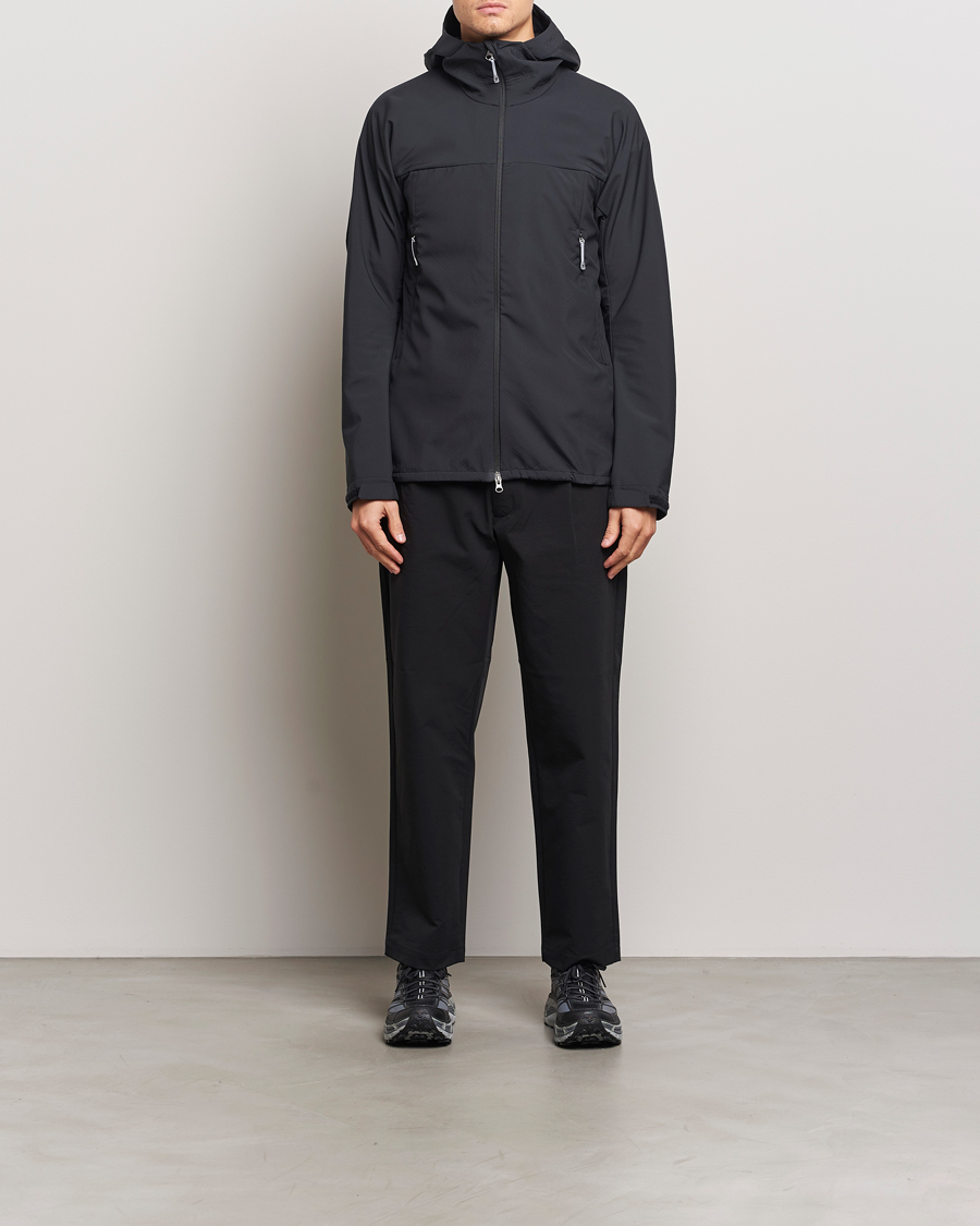 Herren | Jacken | Houdini | Pace Softshell Jacket True Black