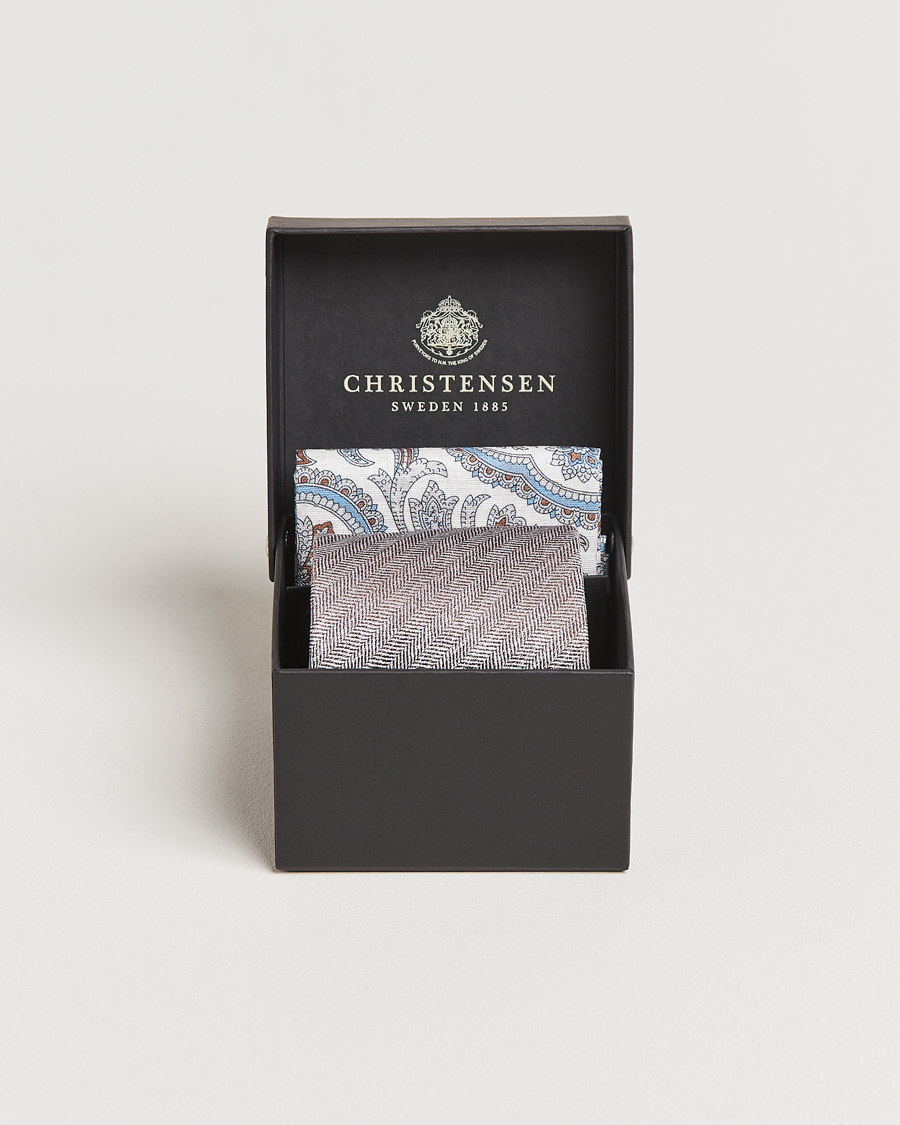 Herren | Amanda Christensen Box Set Printed Silk 8cm Tie With Pocket Square Brown | Amanda Christensen | Box Set Printed Silk 8cm Tie With Pocket Square Brown