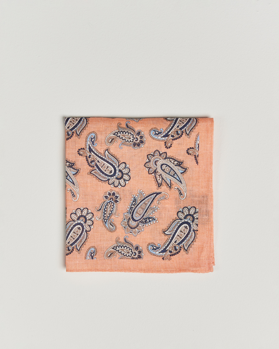 Herren | Amanda Christensen Linen Printed Large Paisley Pocket Square Orange | Amanda Christensen | Linen Printed Large Paisley Pocket Square Orange