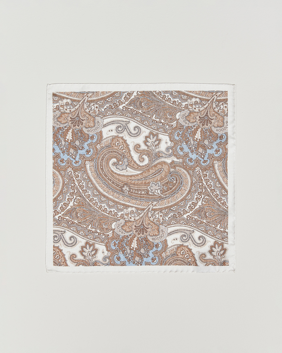 Herren | Amanda Christensen Silk Twill Large Paisley Pocket Square Cream | Amanda Christensen | Silk Twill Large Paisley Pocket Square Cream