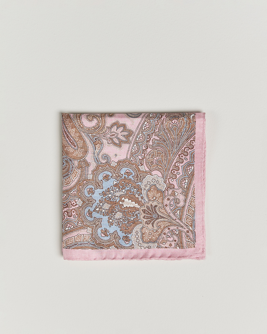 Herren | Amanda Christensen Silk Twill Large Paisley Pocket Square Pink | Amanda Christensen | Silk Twill Large Paisley Pocket Square Pink
