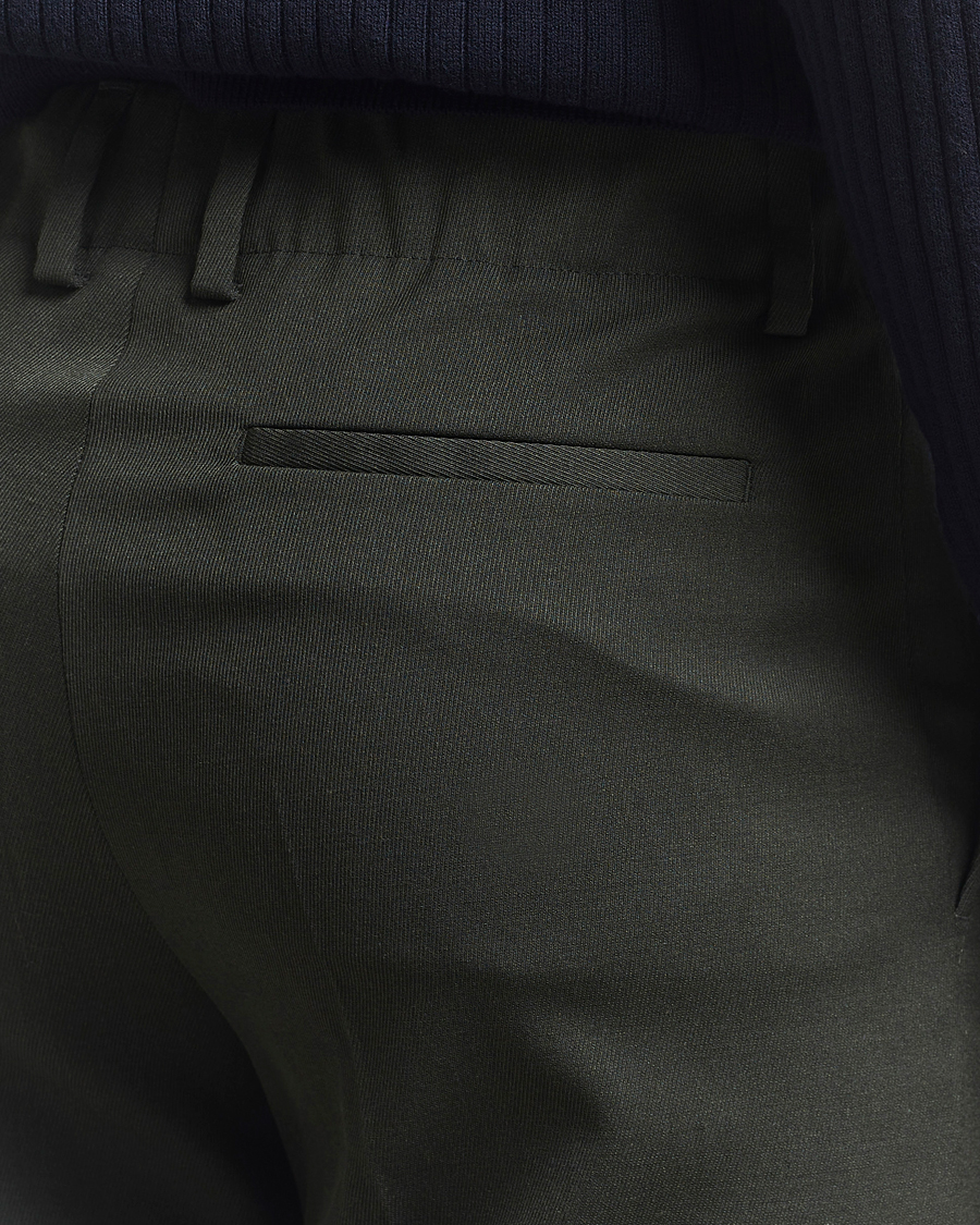 Herren | Hosen | Filippa K | Tailored Twill Drawstring Trousers Green Melange