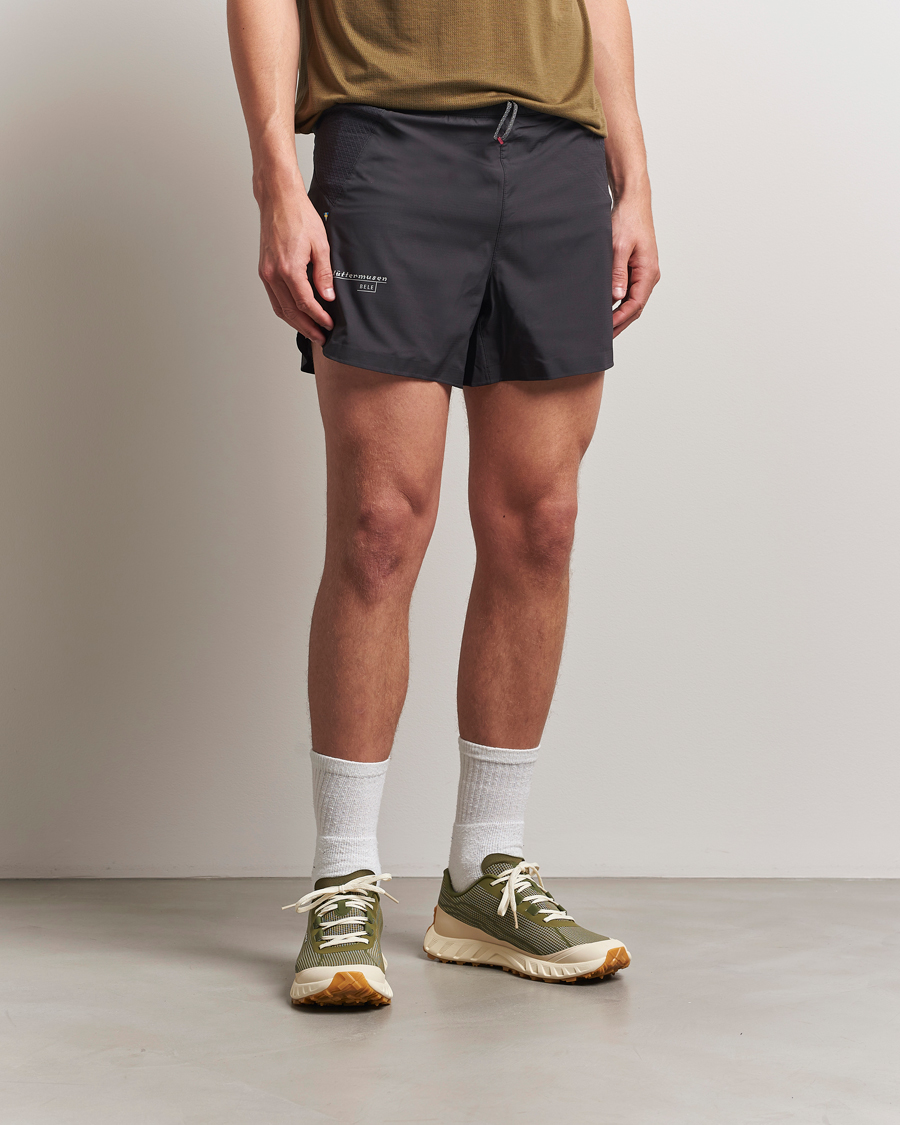 Herren | Shorts | Klättermusen | Bele Running Shorts Raven
