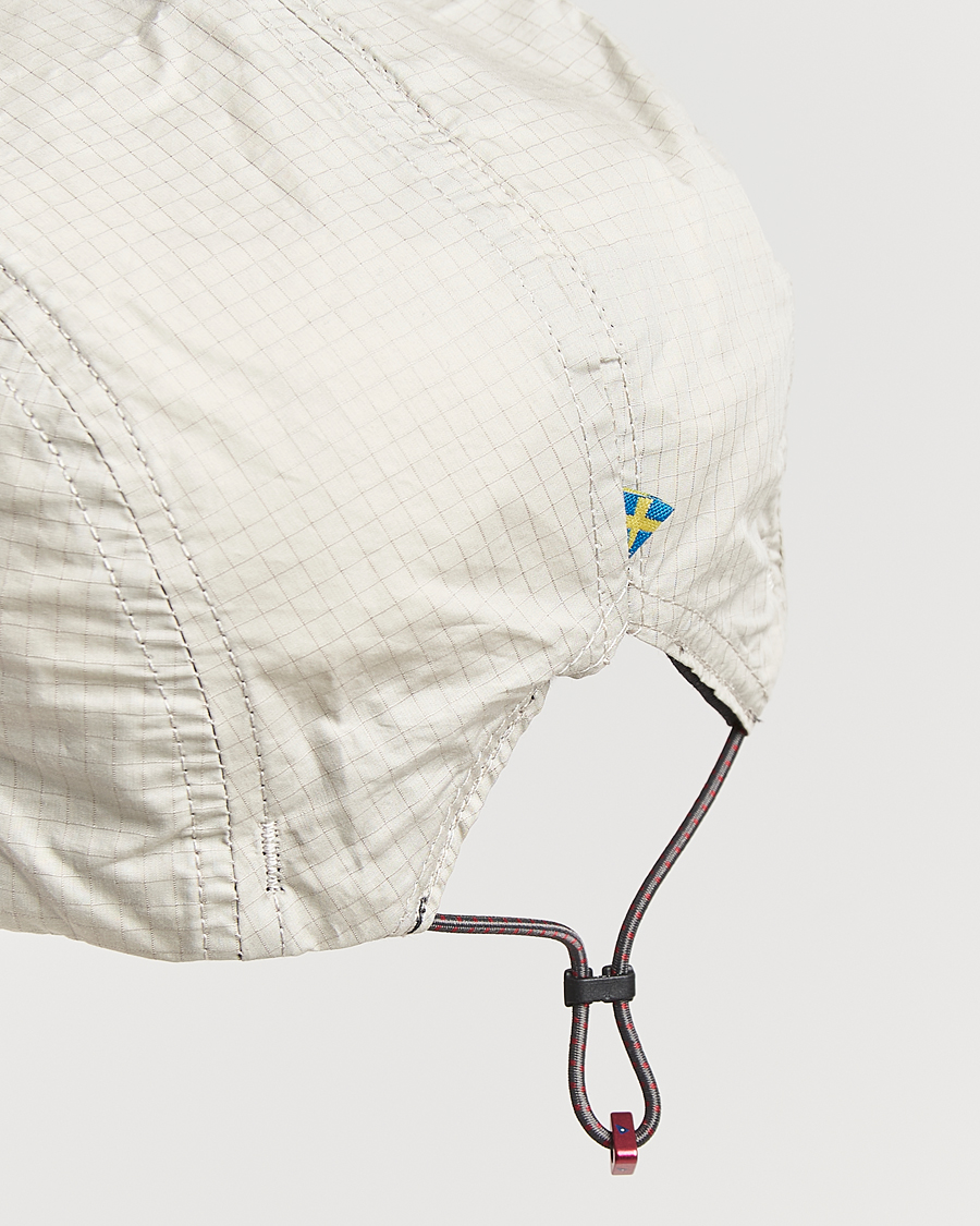 Herren | Klättermusen Ansur Five Panel Cap Dove Raven | Klättermusen | Ansur Five Panel Cap Dove Raven