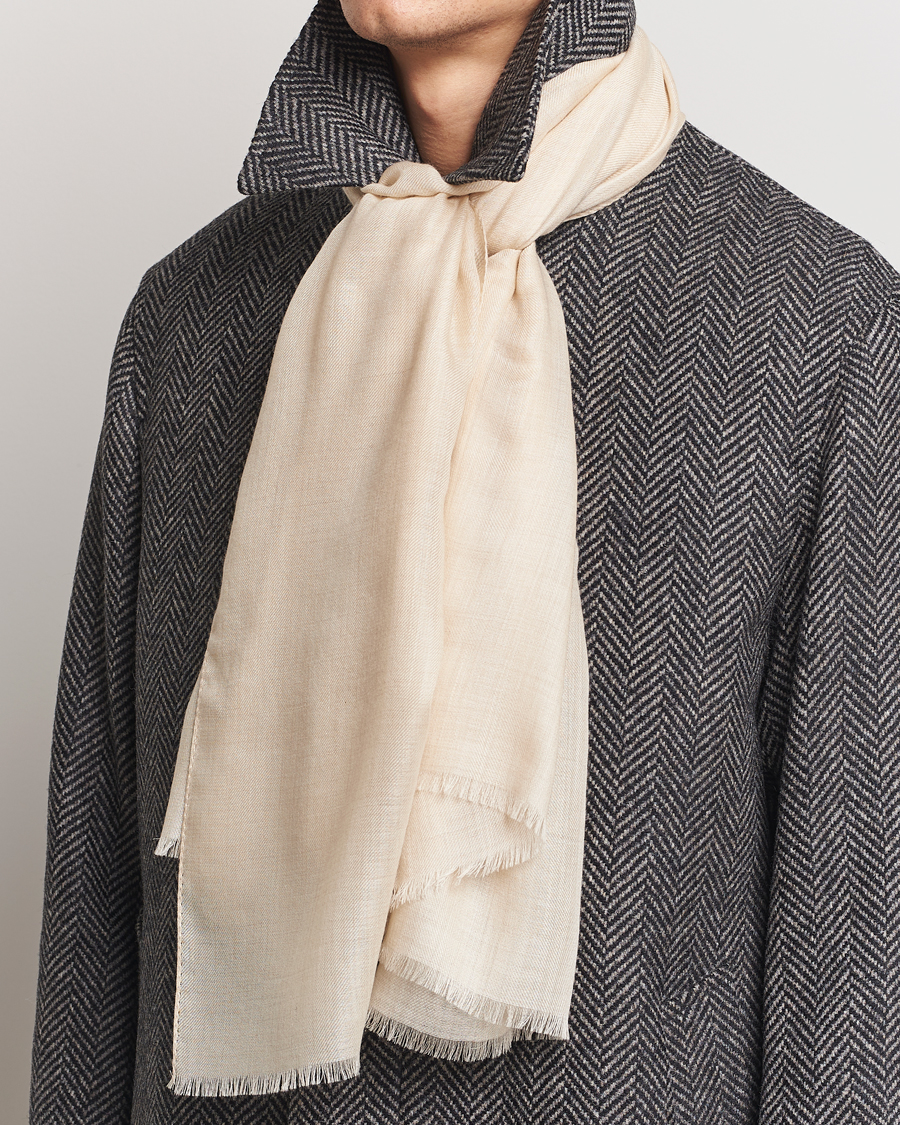 Herren | Piacenza Cashmere Chic Cashmere Scarf Cream | Piacenza Cashmere | Chic Cashmere Scarf Cream