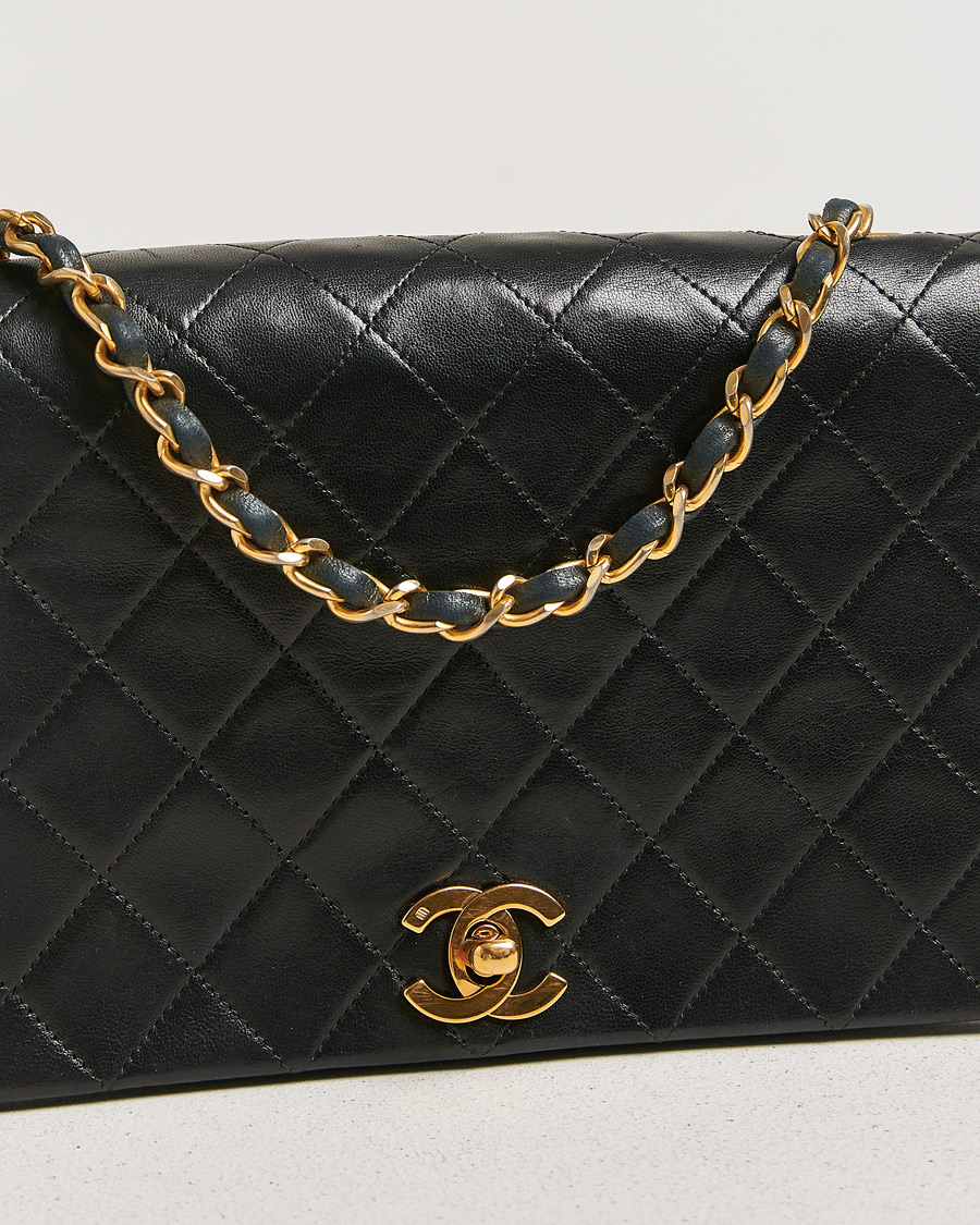 Herren | Chanel Pre-Owned Matelassé Single Full Flap Bag Black | Chanel Pre-Owned | Matelassé Single Full Flap Bag Black