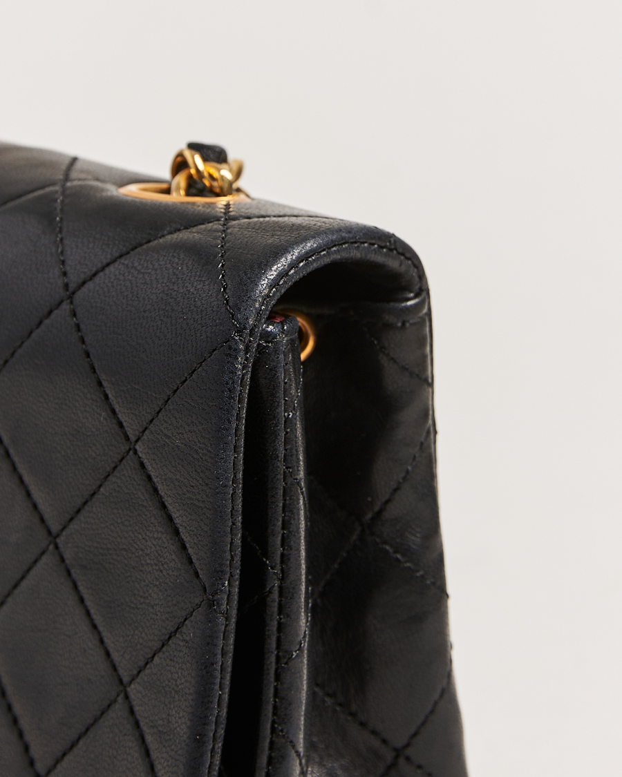 Herren | Chanel Pre-Owned Matelassé Single Full Flap Bag Black | Chanel Pre-Owned | Matelassé Single Full Flap Bag Black