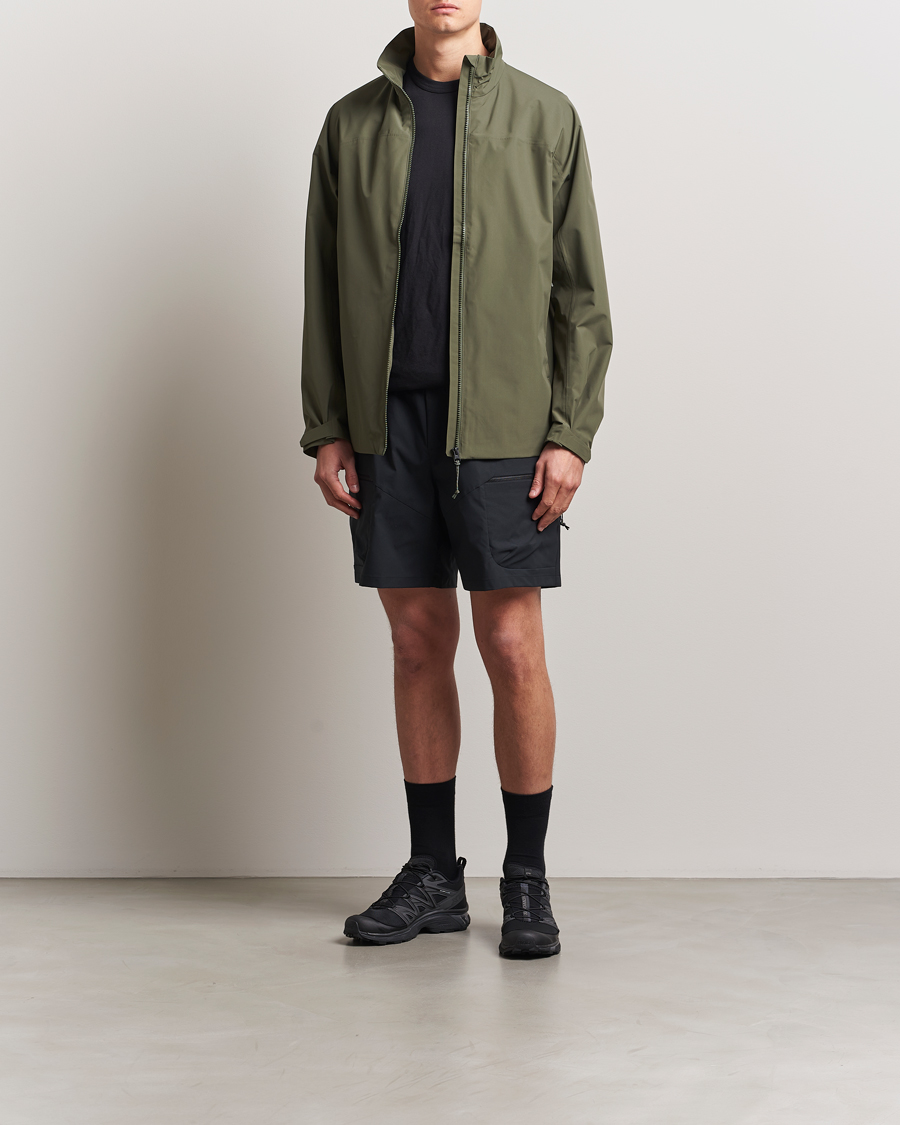 Herren | Jacken | Peak Performance | Quest Jacket Pine Needle