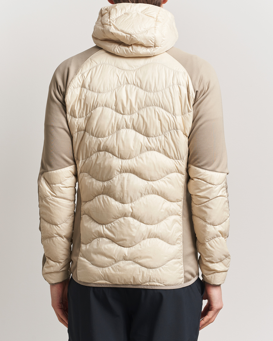 Herren | Jacken | Peak Performance | Helium Down Hooded Hybrid Jacket Sand Fog