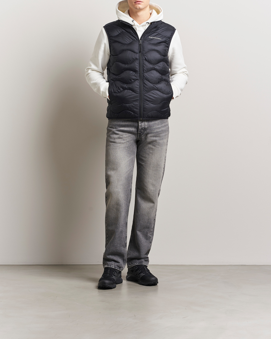 Herren | Westen | Peak Performance | Helium Down Vest Black