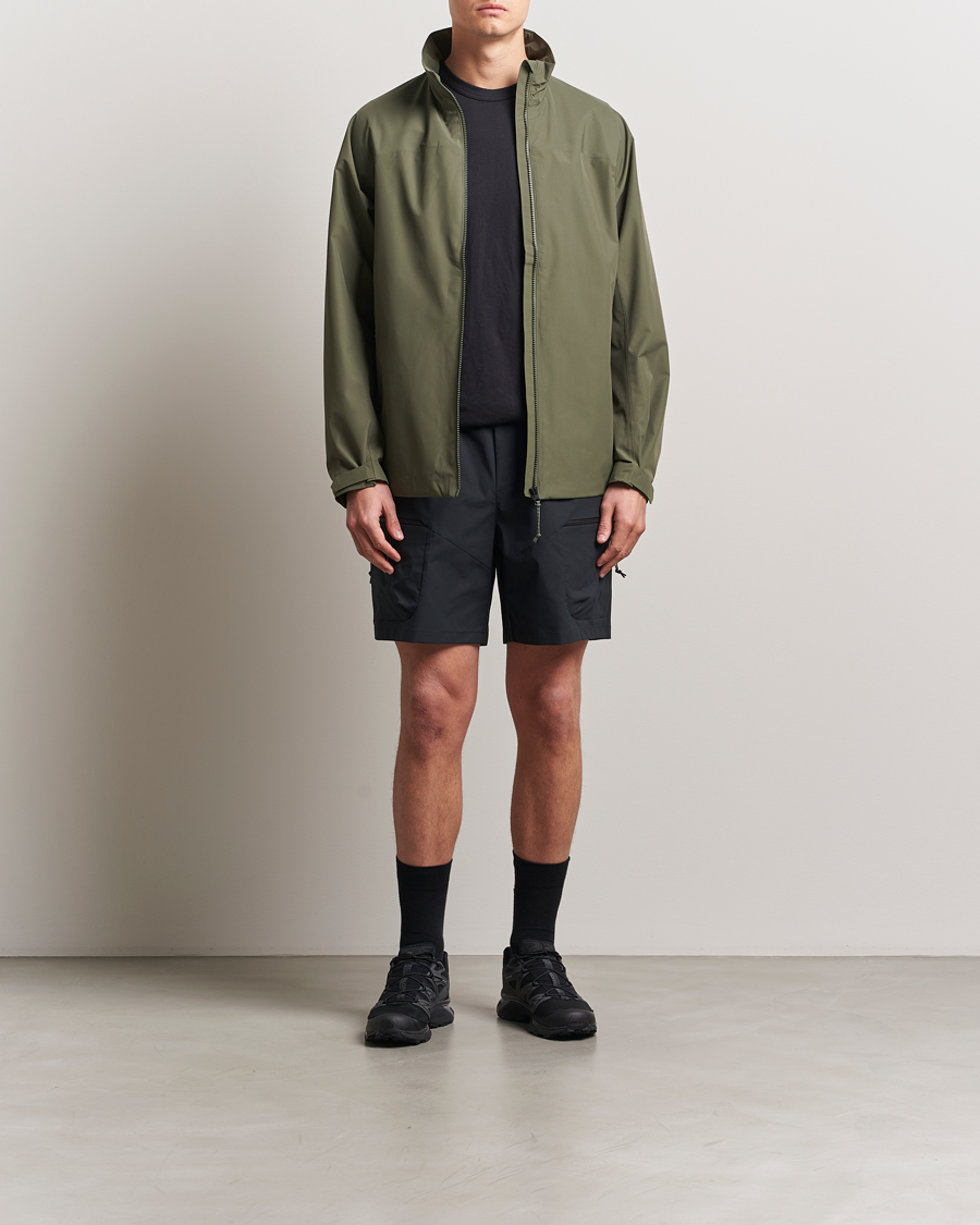 Herren | Shorts | Peak Performance | Outdoor Cargo Shorts Black