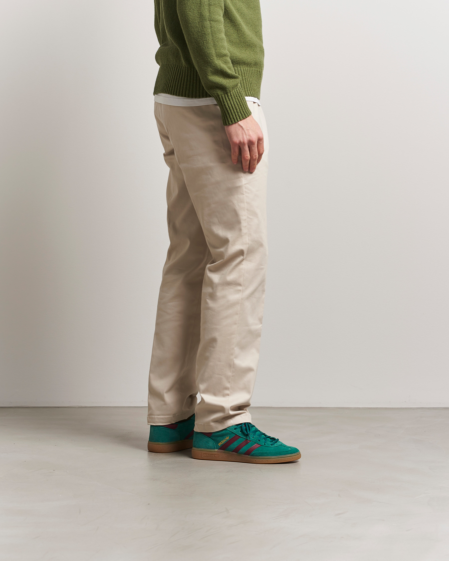 Herren | adidas Originals Handball Spezial Sneaker Green/Red | adidas Originals | Handball Spezial Sneaker Green/Red