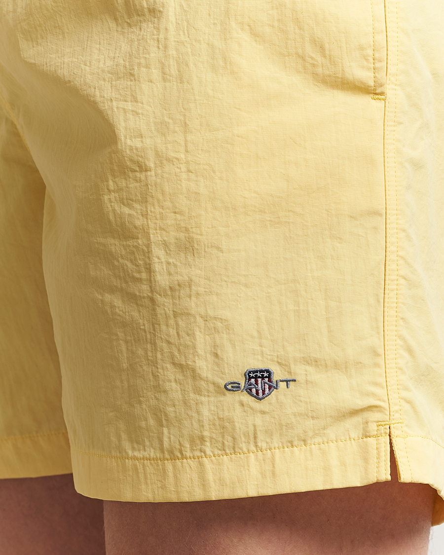Herren | Badehosen | GANT | Basic Swimshorts Banana Yellow