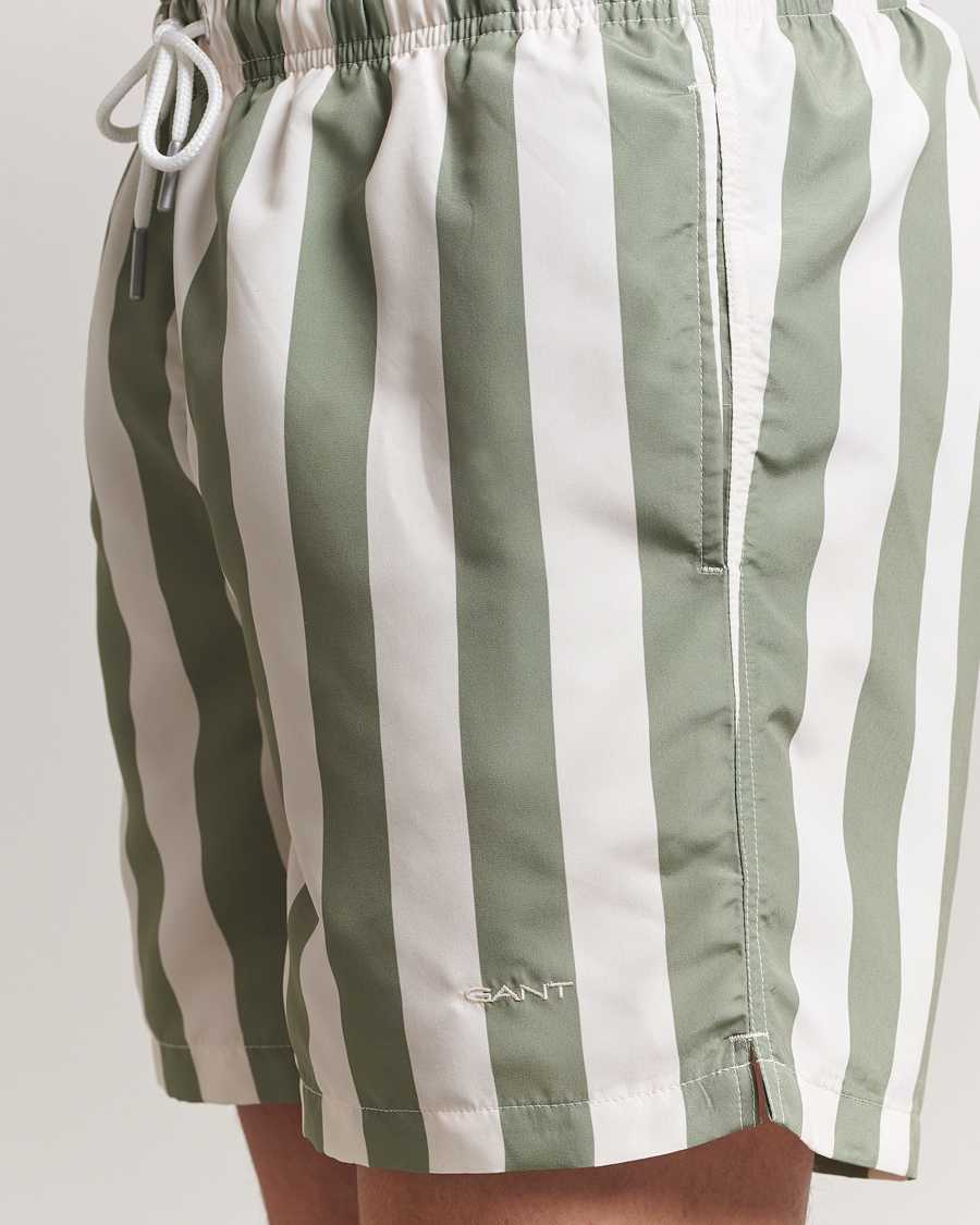 Herren | Badehosen | GANT | Blockstriped Swimshorts Kalamata Green