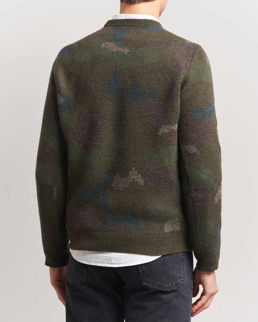 Herren | Pullover | Woolrich | Lambswool Crewneck by Todd Snyder Green Camo