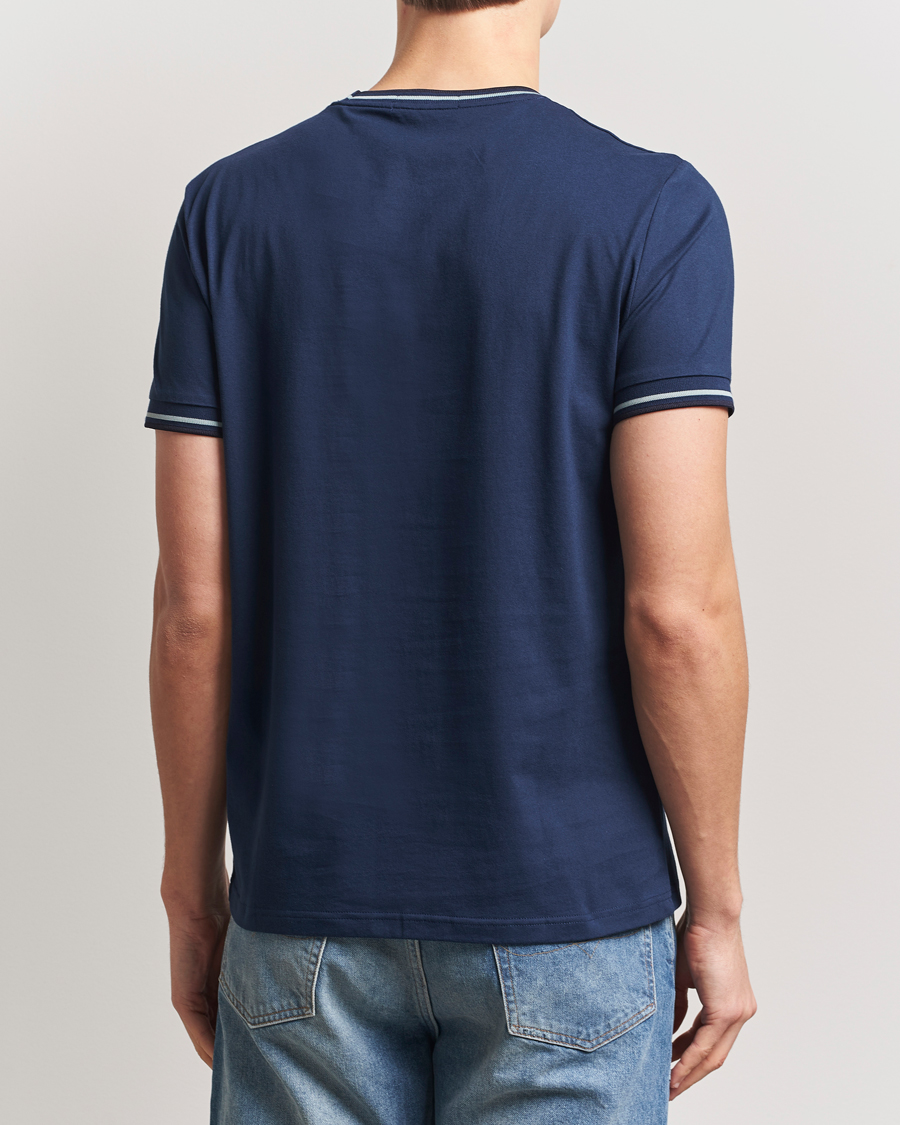 Herren | T-Shirts | Fred Perry | Twin Tipped T-Shirt Tennis Blue