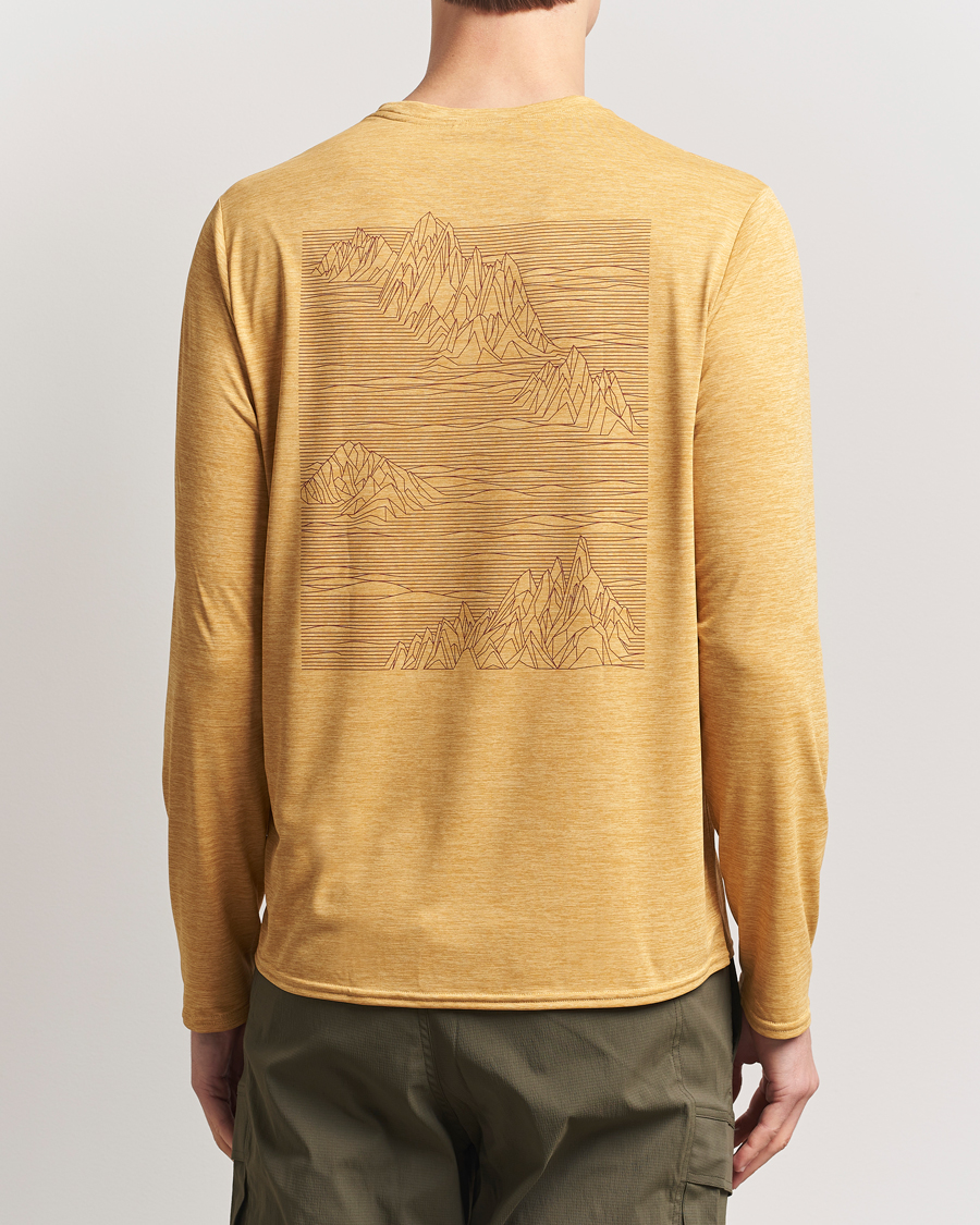 Herren | T-Shirts | Patagonia | Cap Cool Daily Graphic LS T-Shirt Beeswax