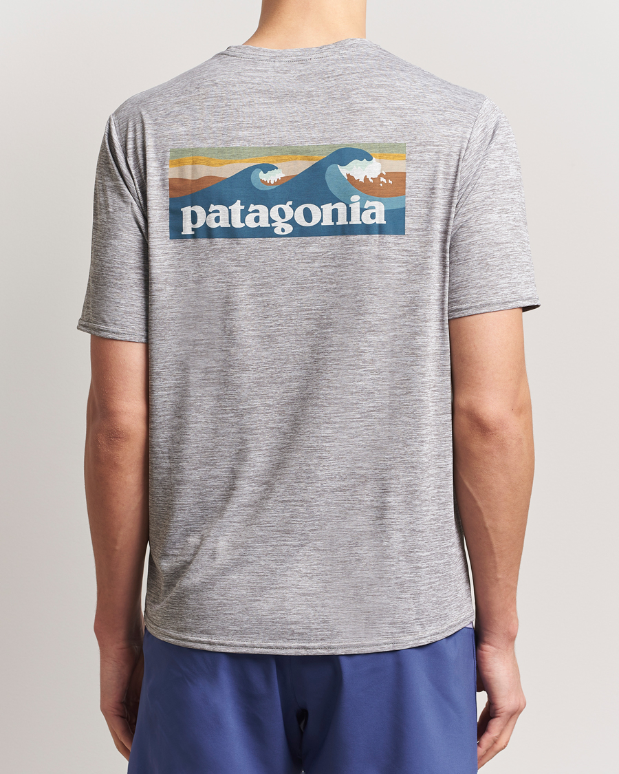 Herren | T-Shirts | Patagonia | Cap Cool Daily Graphic T-Shirt Waters Feather Grey