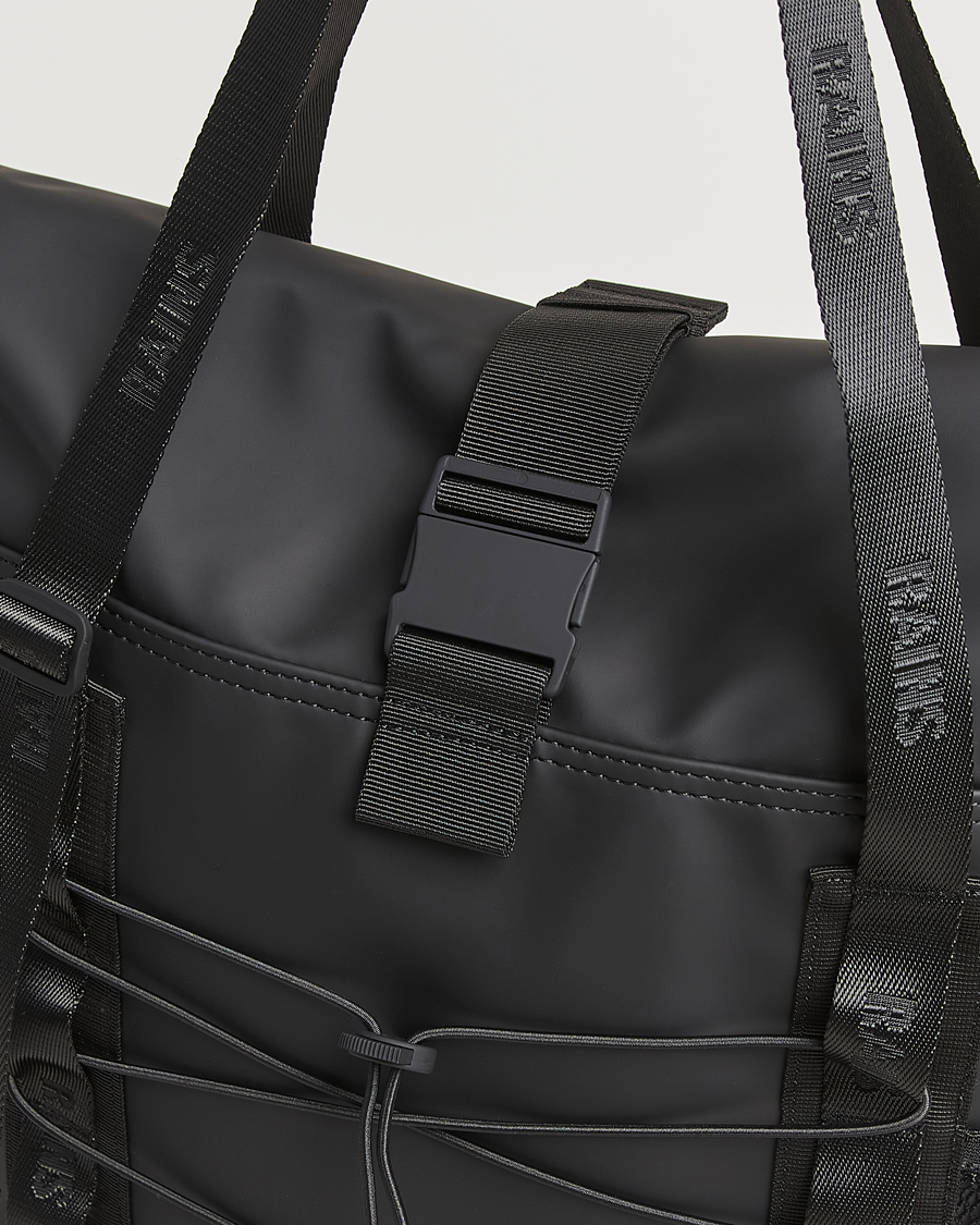 Herren | RAINS Trail Rolltop Tote Bag Black | RAINS | Trail Rolltop Tote Bag Black