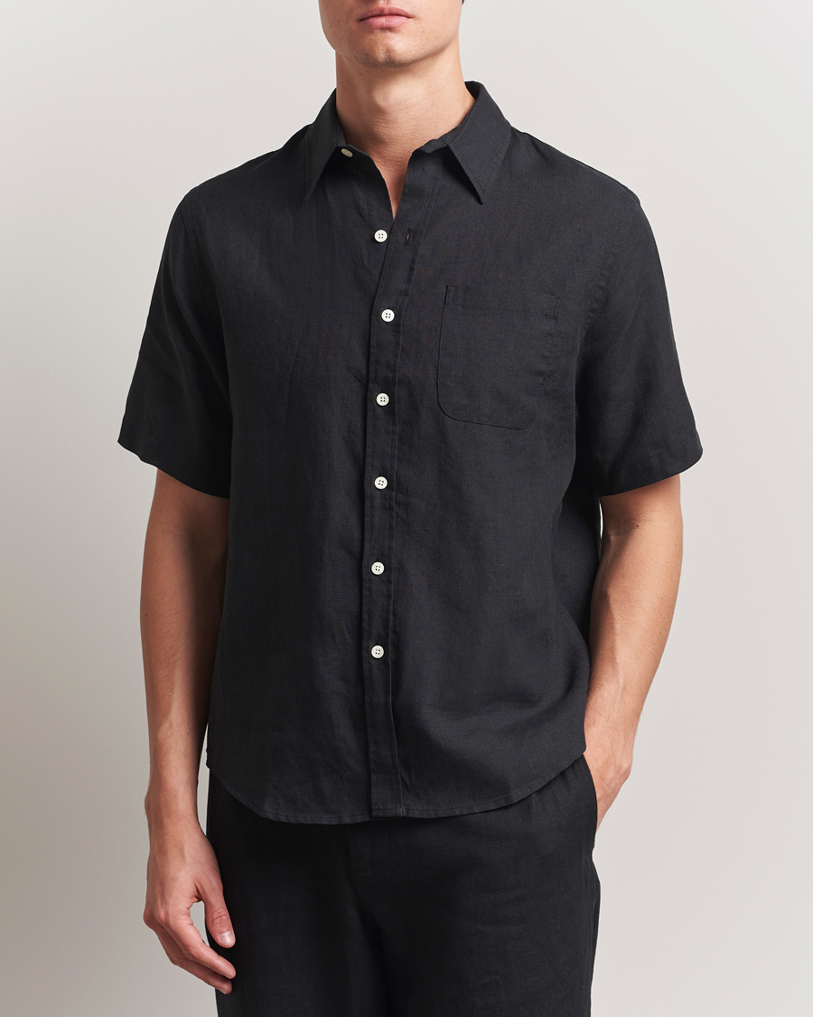 Herren | Hemden | Colorful Standard | Garment Dyed Linen Short Sleeve Shirt Deep Black