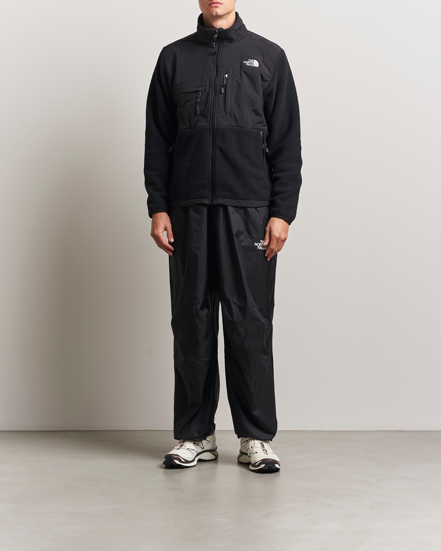 Herren | Hosen | The North Face | NSE Wind Track Pants Black