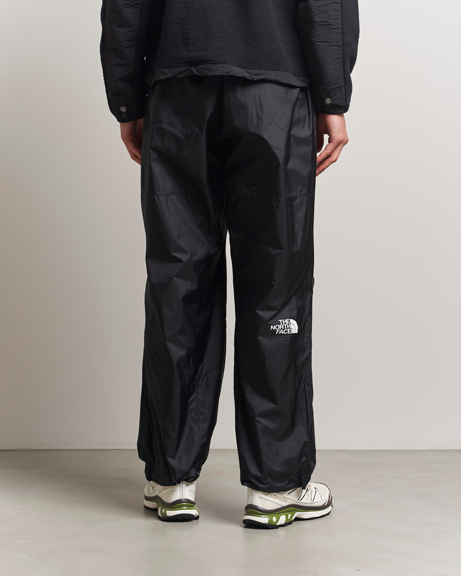 Herren | Hosen | The North Face | NSE Wind Track Pants Black