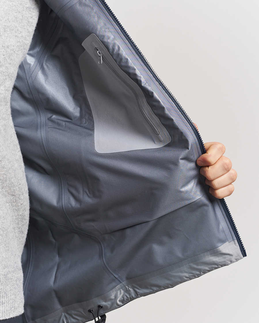 Herren | Jacken | Arc'teryx | Beta Gore-Tex Jacket Black Sapphire