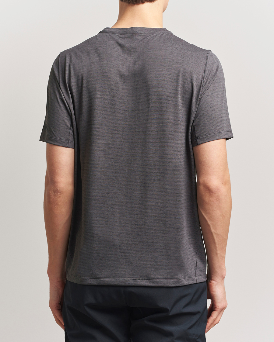 Herren | T-Shirts | Arc'teryx | Cormac Bird Logo Crew Neck T-Shirt Black Heather