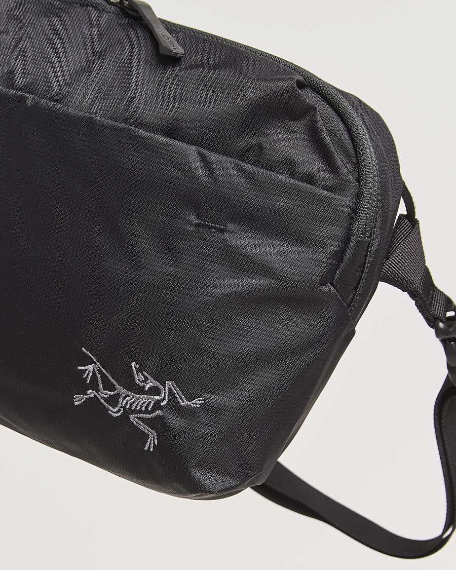 Herren | Arc'teryx Heliad Crossbody Bag Black | Arc'teryx | Heliad Crossbody Bag Black