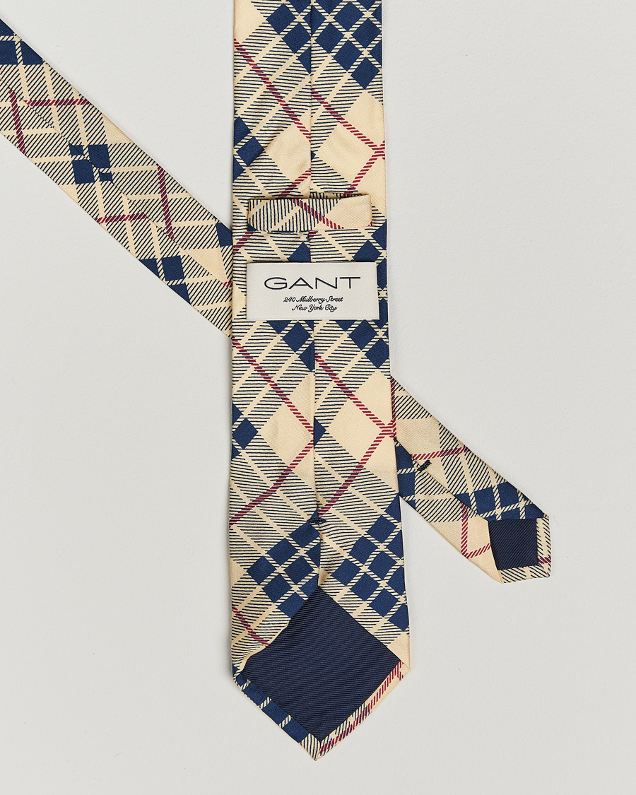 Herren | GANT 240 Mulberry Street Printed Check Silk Tie Dusty Light Yellow | GANT 240 Mulberry Street | Printed Check Silk Tie Dusty Light Yellow