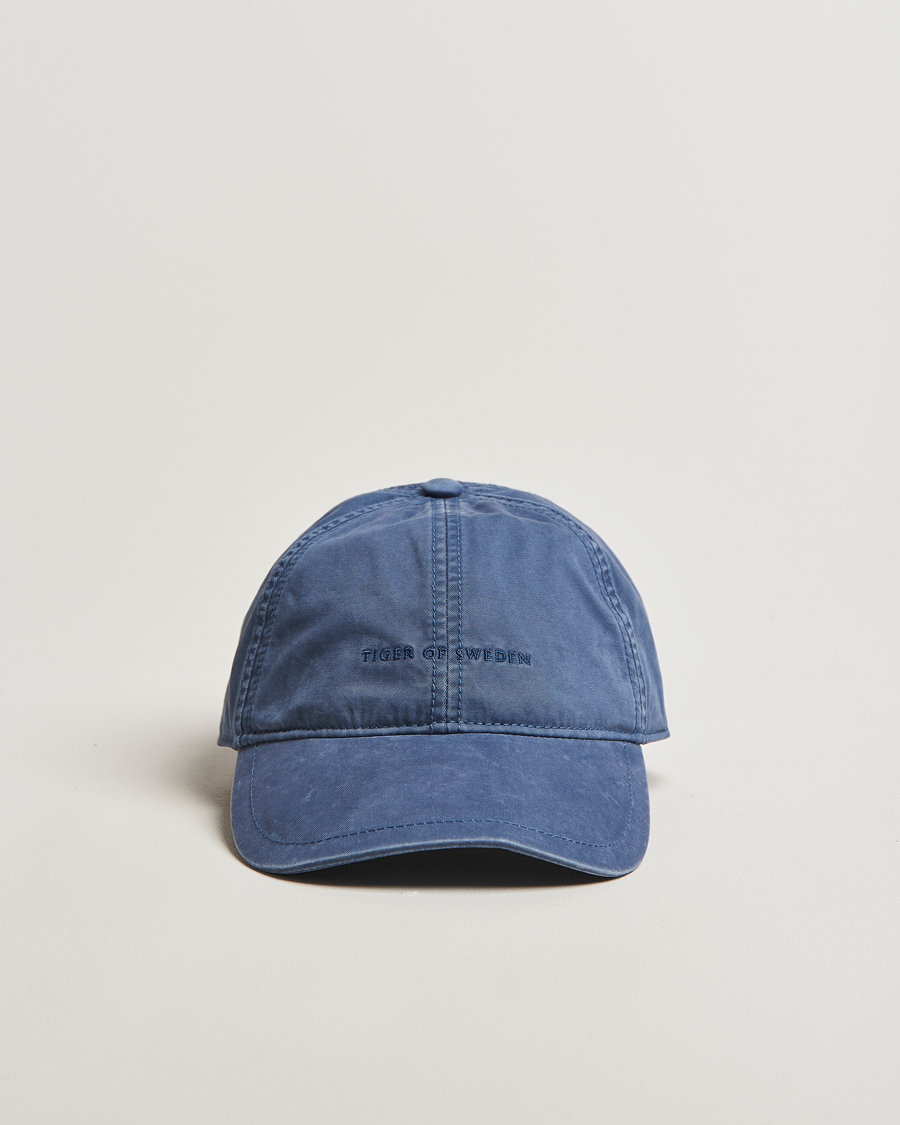 Herren | Tiger of Sweden Hent Washed Logo Cap Bering Sea | Tiger of Sweden | Hent Washed Logo Cap Bering Sea