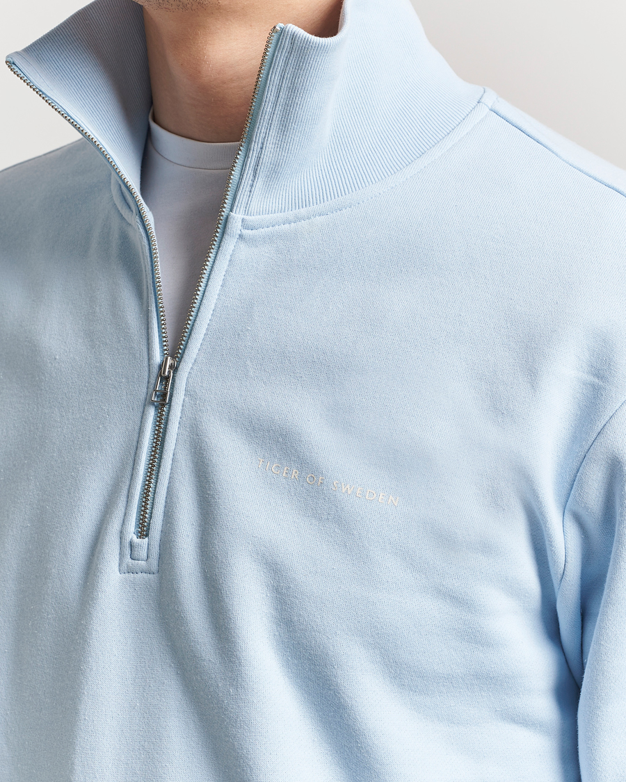 Herren | Pullover | Tiger of Sweden | Marlon Half Zip Sweatshirt Light Blue