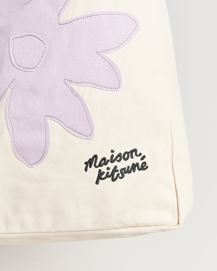 Herren | Maison Kitsuné Daisy Flower Tote Bag Rich Vanilla | Maison Kitsuné | Daisy Flower Tote Bag Rich Vanilla