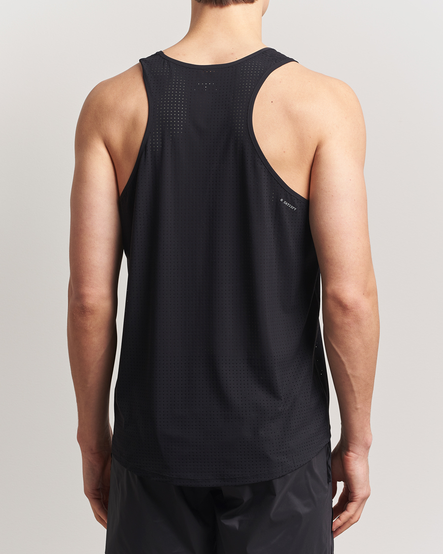 Herren | T-Shirts | Satisfy | Space-O Singlet Black